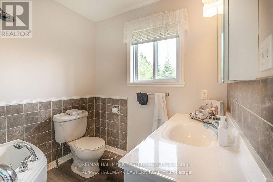 4075 County Road 44, Havelock-Belmont-Methuen (Belmont-Methuen), Ontario  K0L 1Z0 - Photo 16 - X12493486