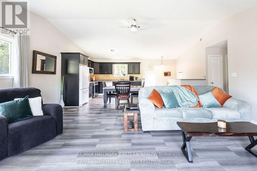 4075 County Road 44, Havelock-Belmont-Methuen (Belmont-Methuen), Ontario  K0L 1Z0 - Photo 7 - X12493486