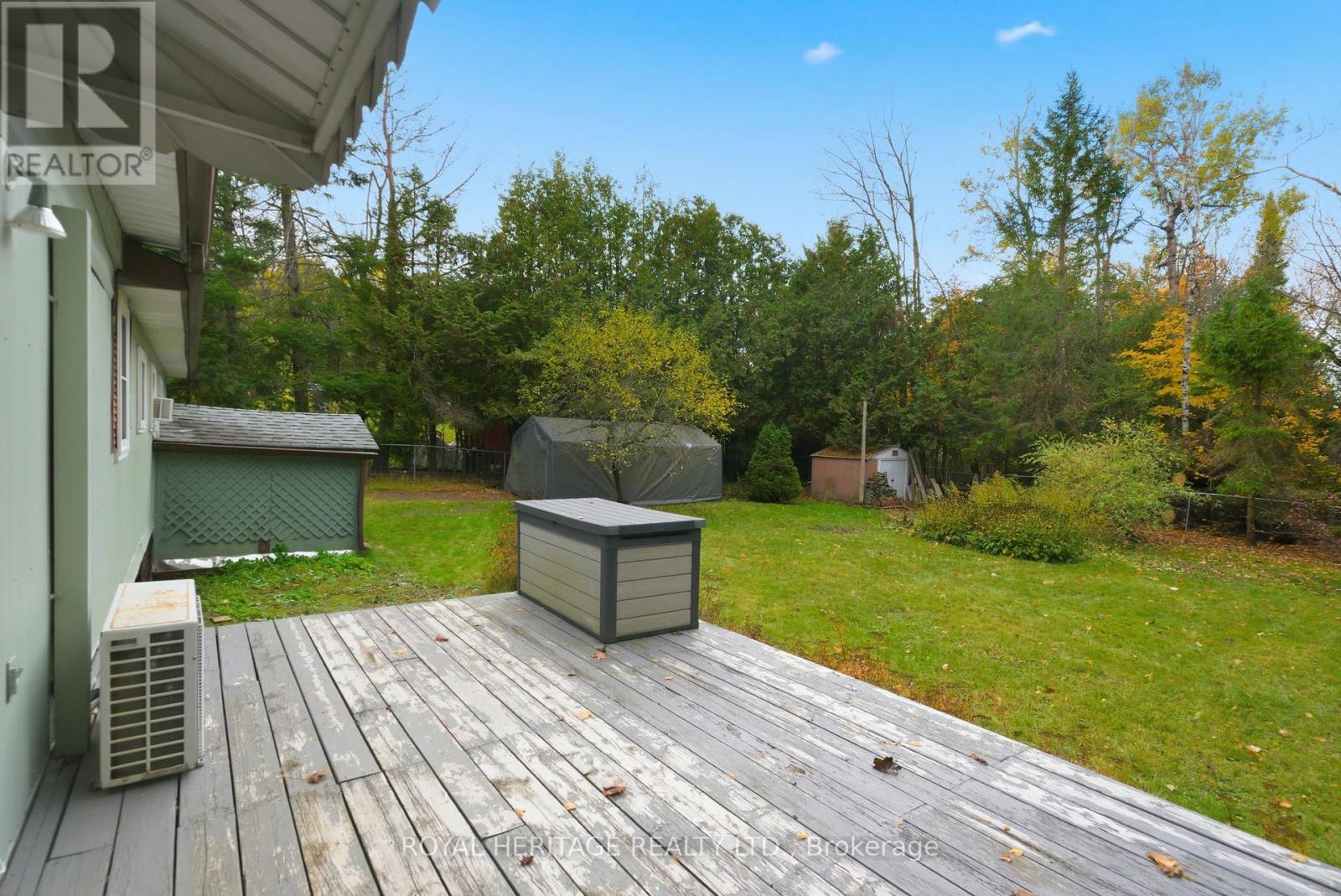 105 Glengarry Road, Kawartha Lakes (Manvers), Ontario  L0A 1A0 - Photo 27 - X12494398