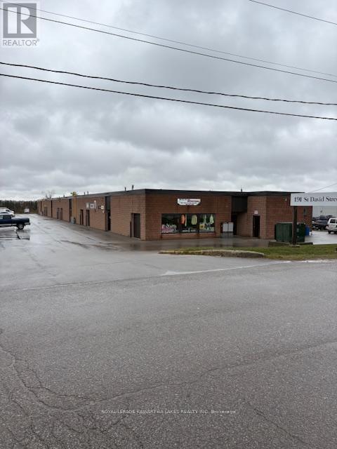 2 - 191 St David Street, Kawartha Lakes (Lindsay), Ontario  K9V 5K7 - Photo 1 - X12494840