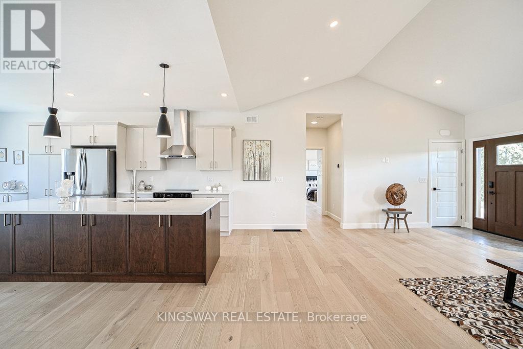 242 Percy Boom Road N, Trent Hills, Ontario  K0L 1L0 - Photo 9 - X12494694