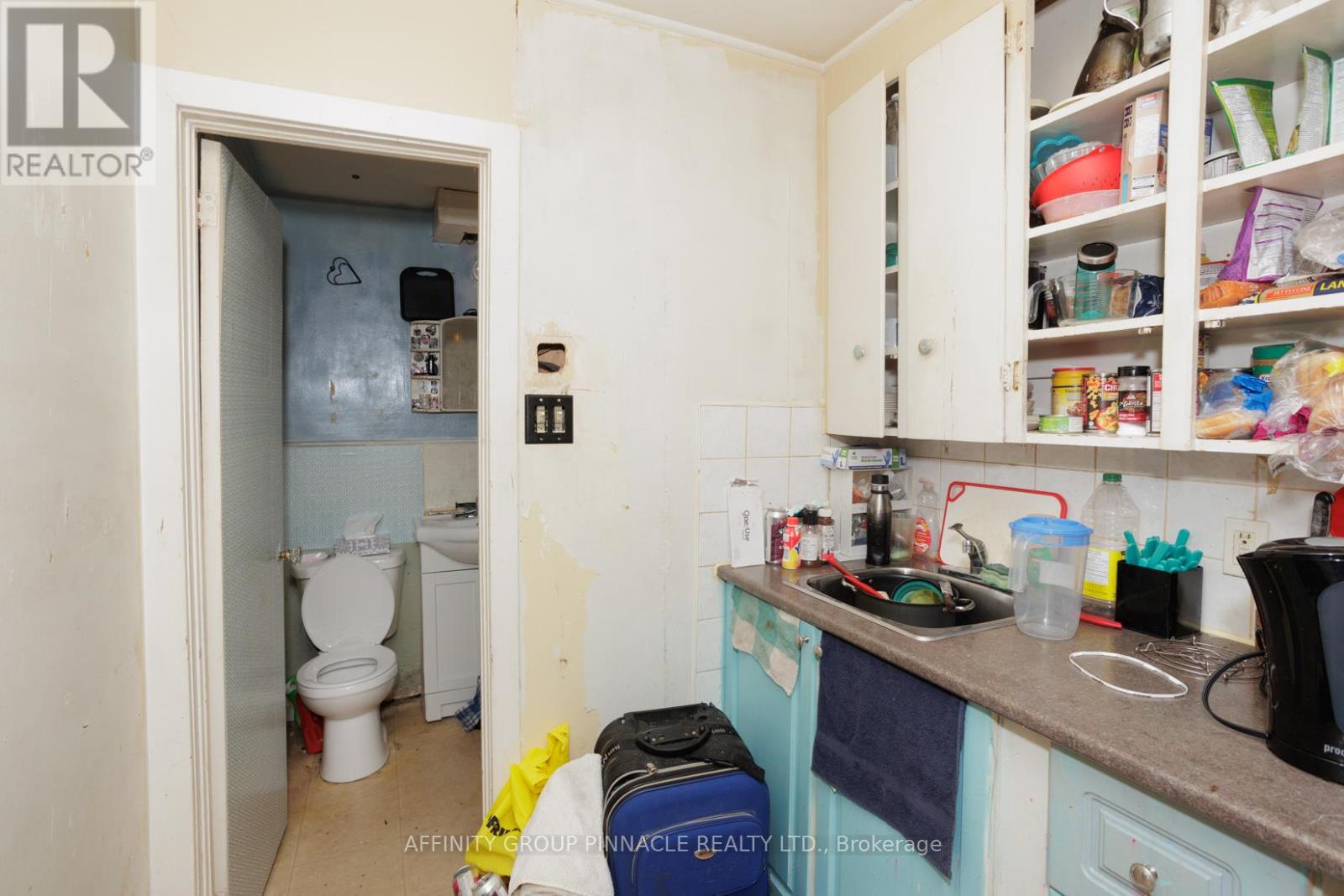 649 Charlotte Street, Peterborough (Town Ward 3), Ontario  K9J 2X2 - Photo 36 - X12495148