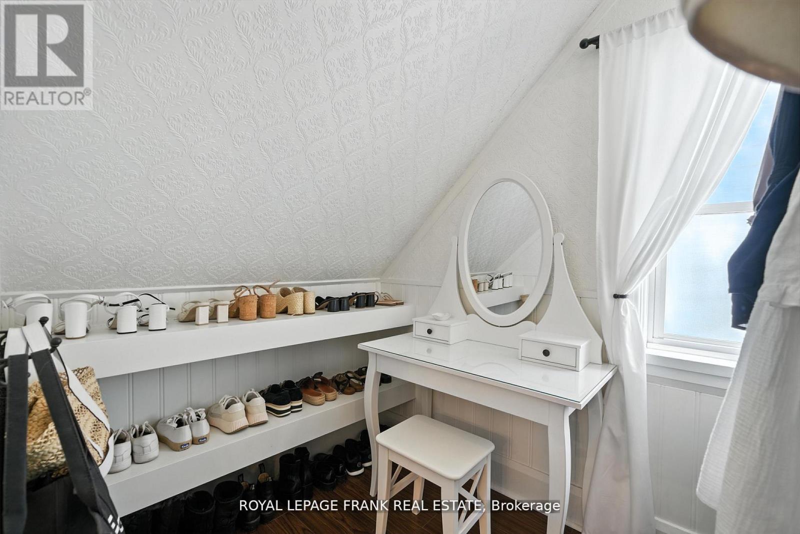 41 Sussex Street N, Kawartha Lakes (Lindsay), Ontario  K9V 4H6 - Photo 34 - X12495214