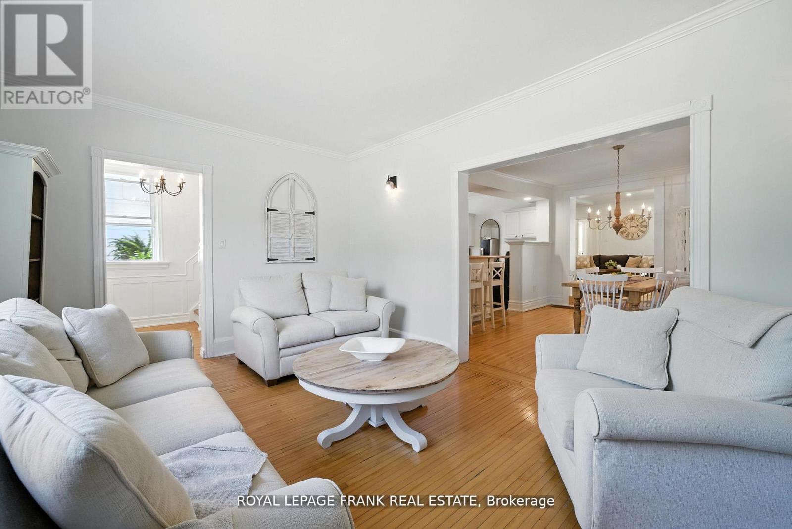 41 Sussex Street N, Kawartha Lakes (Lindsay), Ontario  K9V 4H6 - Photo 6 - X12495214