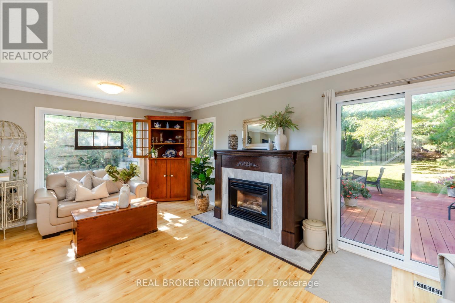 6 Andrew Court, Clarington (Newcastle), Ontario  L1B 1J5 - Photo 15 - E12495436