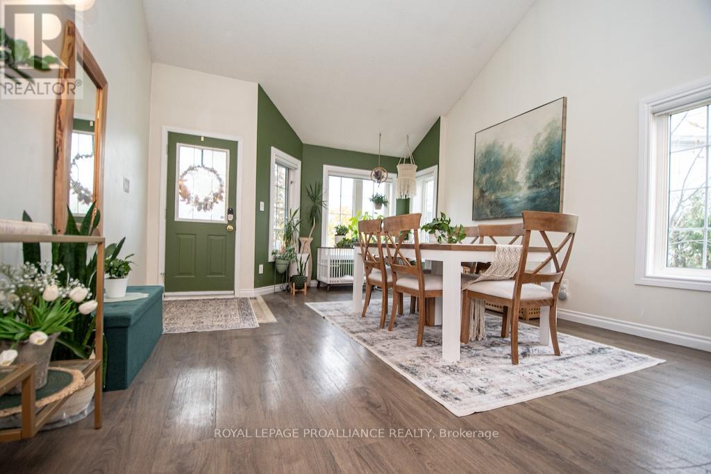 1479 Tamblin Way, Peterborough (Monaghan Ward 2), Ontario  K9K 2L9 - Photo 14 - X12495454