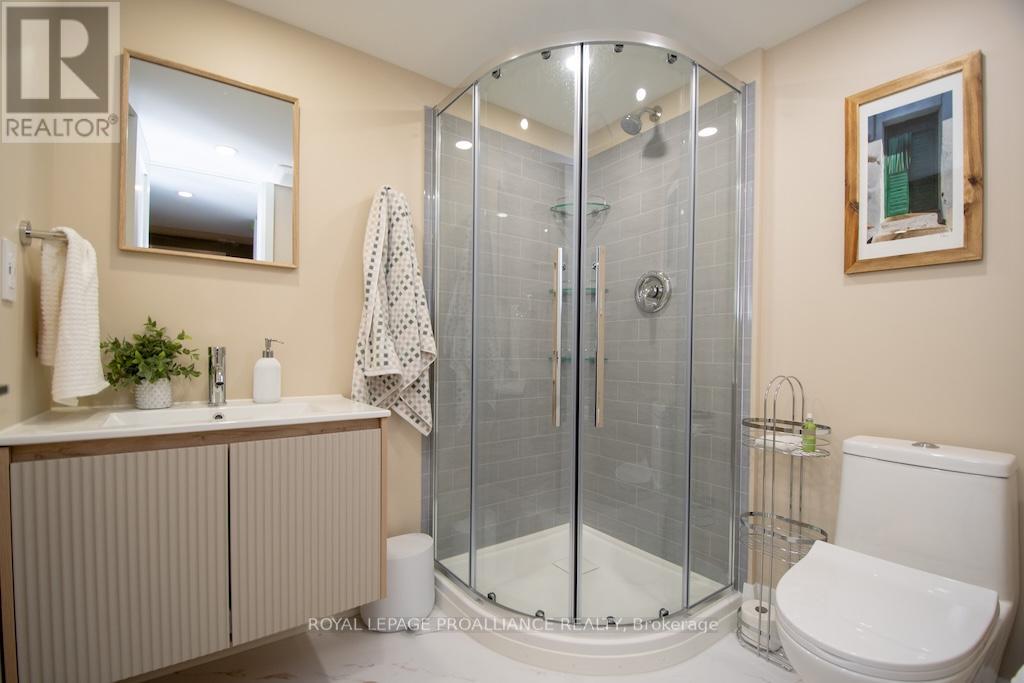 1479 Tamblin Way, Peterborough (Monaghan Ward 2), Ontario  K9K 2L9 - Photo 38 - X12495454