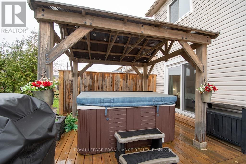 1479 Tamblin Way, Peterborough (Monaghan Ward 2), Ontario  K9K 2L9 - Photo 46 - X12495454