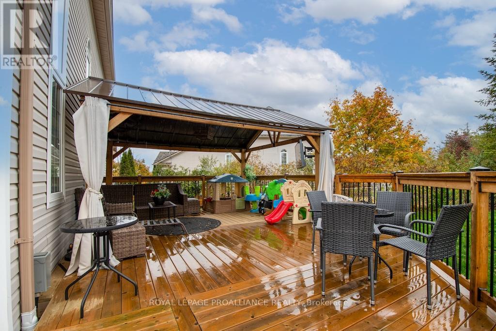 1479 Tamblin Way, Peterborough (Monaghan Ward 2), Ontario  K9K 2L9 - Photo 50 - X12495454