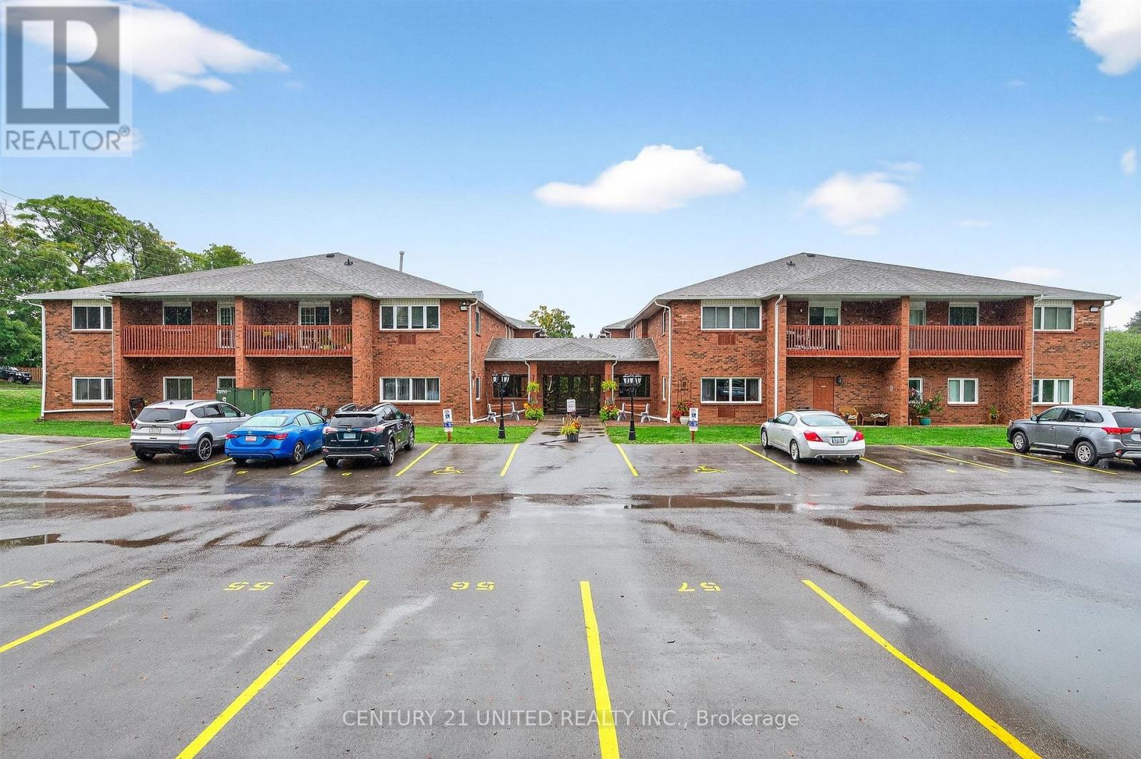 224 - 475 Parkhill Road W, Peterborough (Town Ward 3), Ontario  K9H 7M5 - Photo 1 - X12495456