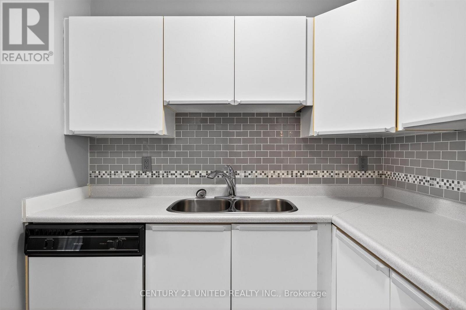 224 - 475 Parkhill Road W, Peterborough (Town Ward 3), Ontario  K9H 7M5 - Photo 24 - X12495456