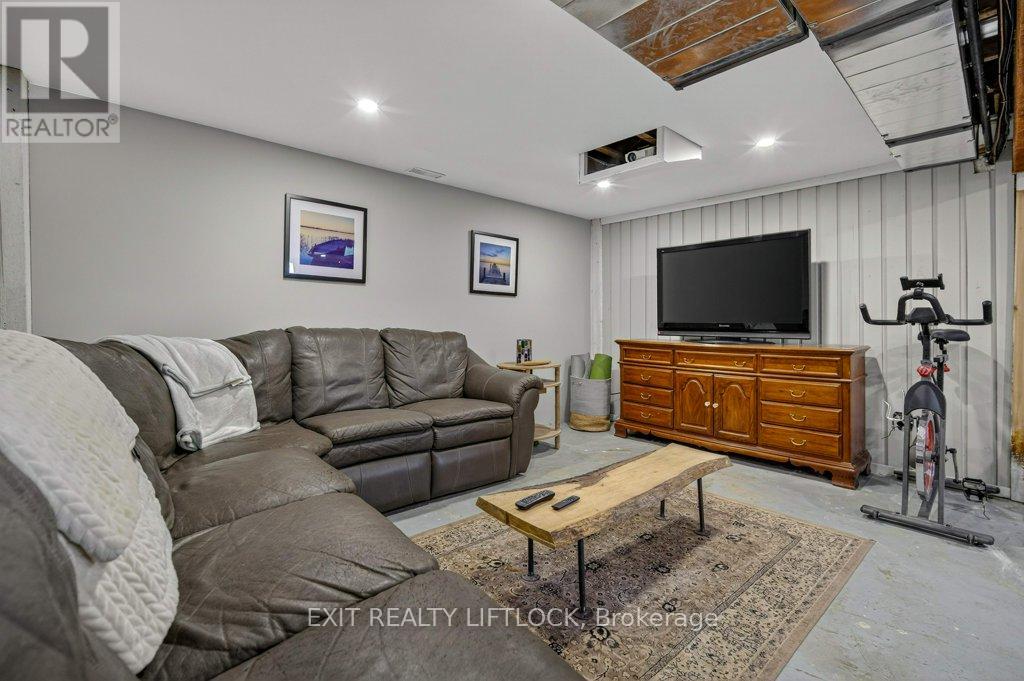 128 Orange Corners Road, Kawartha Lakes (Emily), Ontario  K0L 2W0 - Photo 21 - X12495830