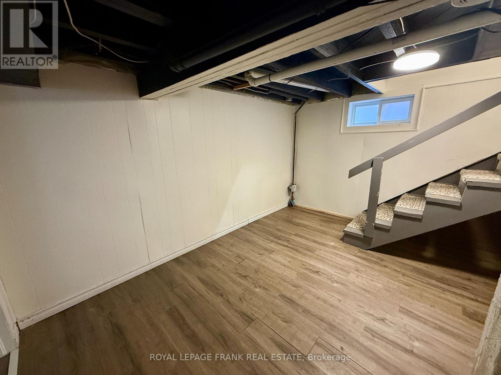 Main Floor - 1201 Kenneth Avenue, Peterborough (Otonabee Ward 1), Ontario  K9J 5P8 - Photo 15 - X12495956