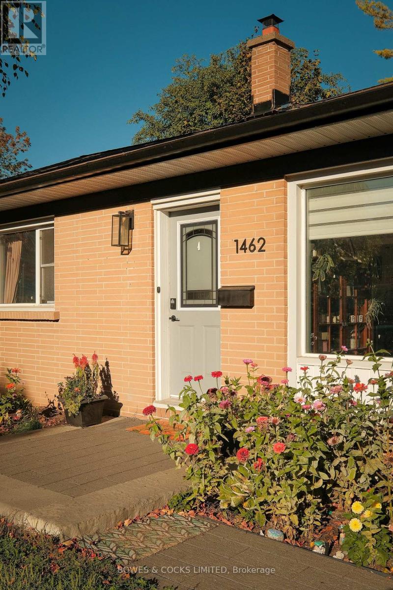 1462 Westbrook Drive, Peterborough (Monaghan Ward 2), Ontario  K9J 6R4 - Photo 2 - X12496170