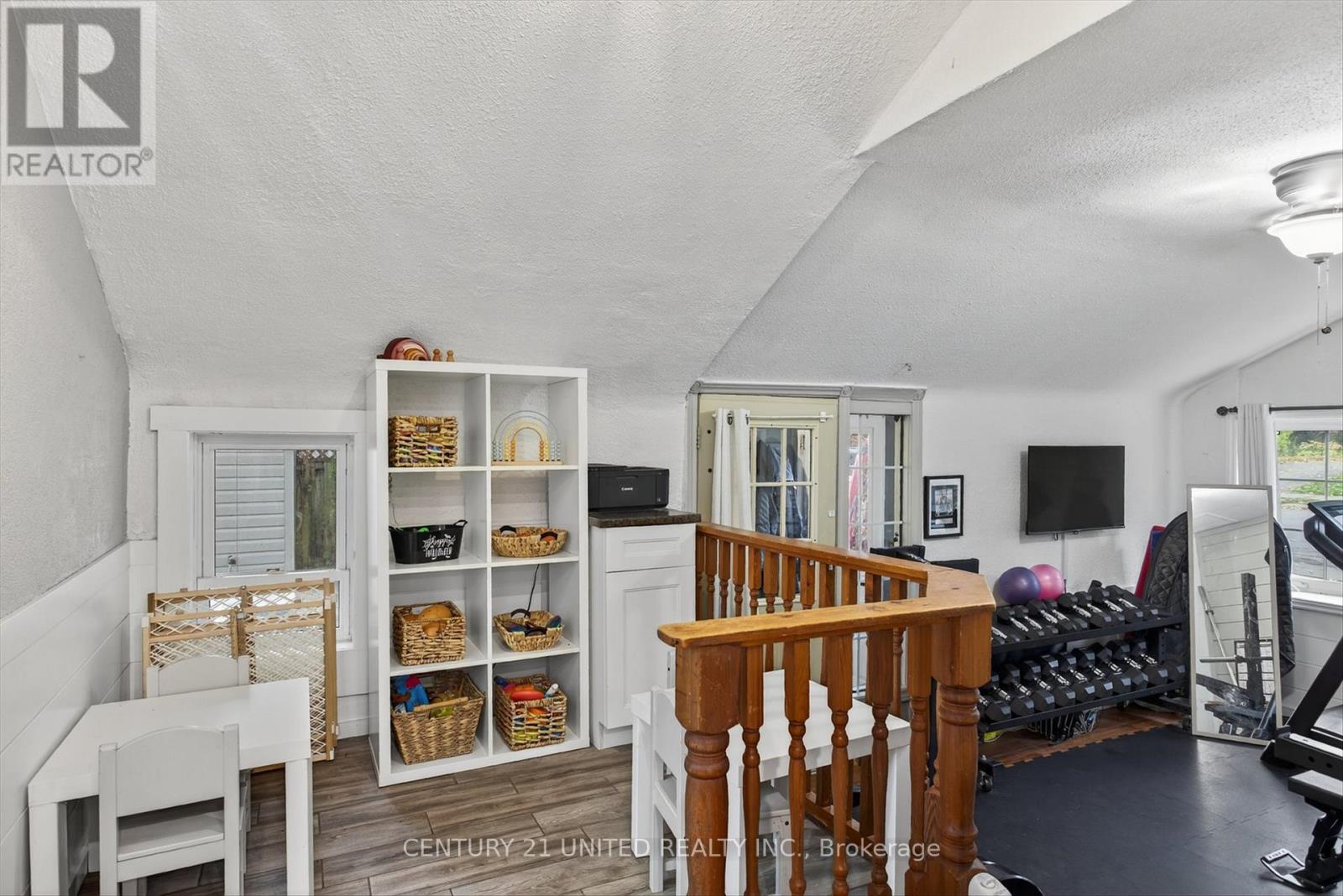 71 Bond Street W, Kawartha Lakes (Lindsay), Ontario  K9V 3R5 - Photo 20 - X12496198