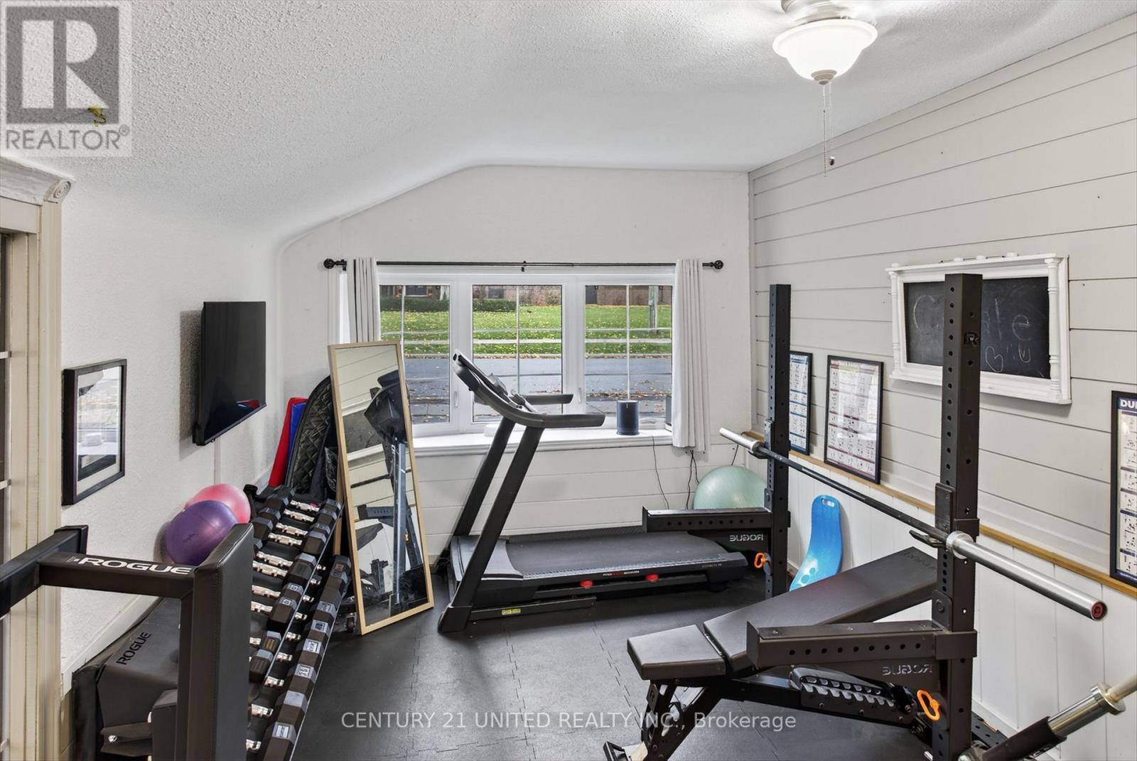 71 Bond Street W, Kawartha Lakes (Lindsay), Ontario  K9V 3R5 - Photo 21 - X12496198