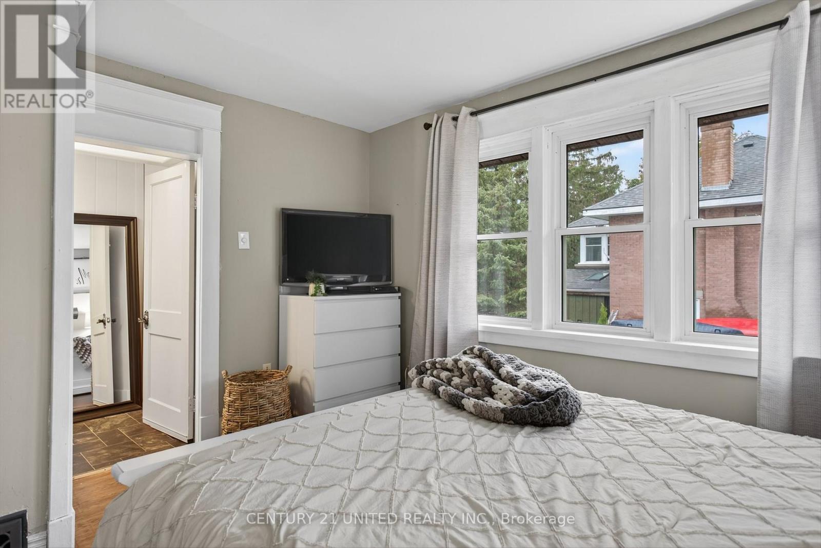 71 Bond Street W, Kawartha Lakes (Lindsay), Ontario  K9V 3R5 - Photo 27 - X12496198