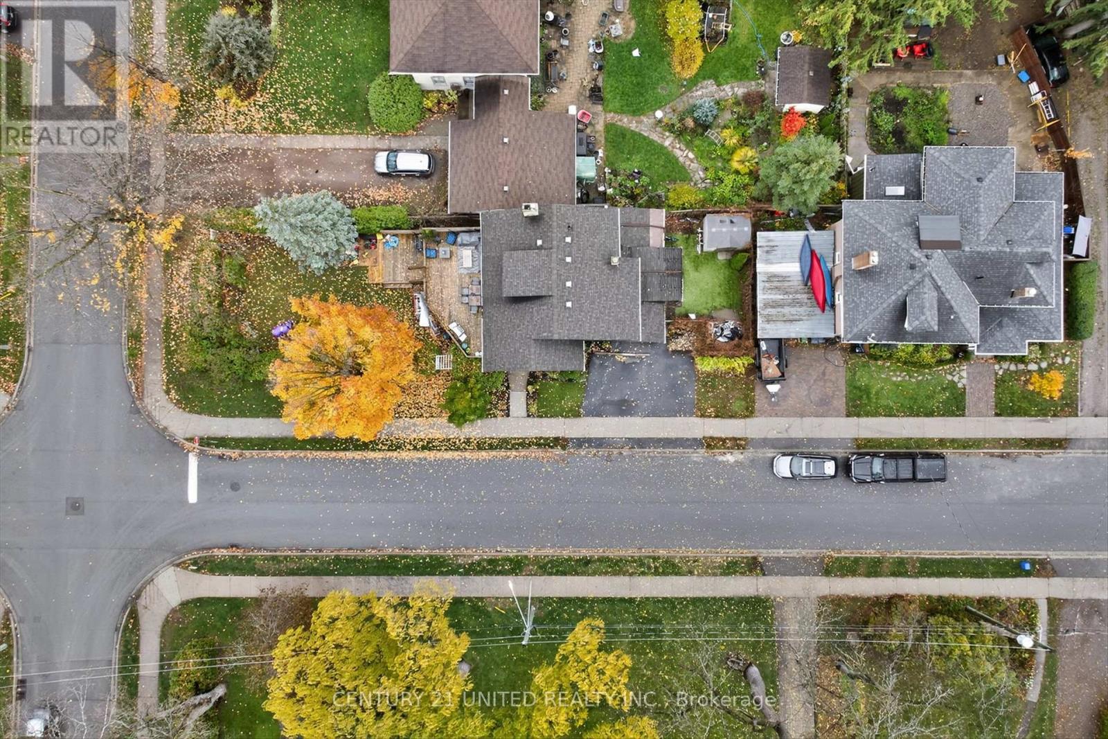 71 Bond Street W, Kawartha Lakes (Lindsay), Ontario  K9V 3R5 - Photo 38 - X12496198