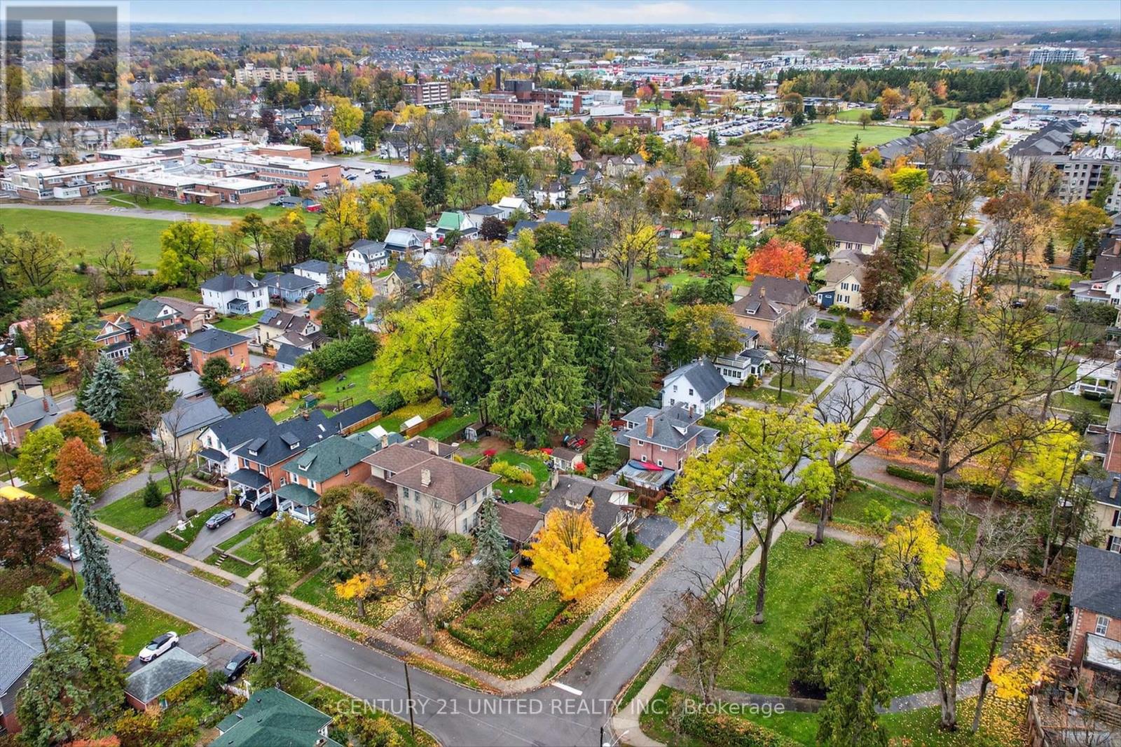 71 Bond Street W, Kawartha Lakes (Lindsay), Ontario  K9V 3R5 - Photo 43 - X12496198