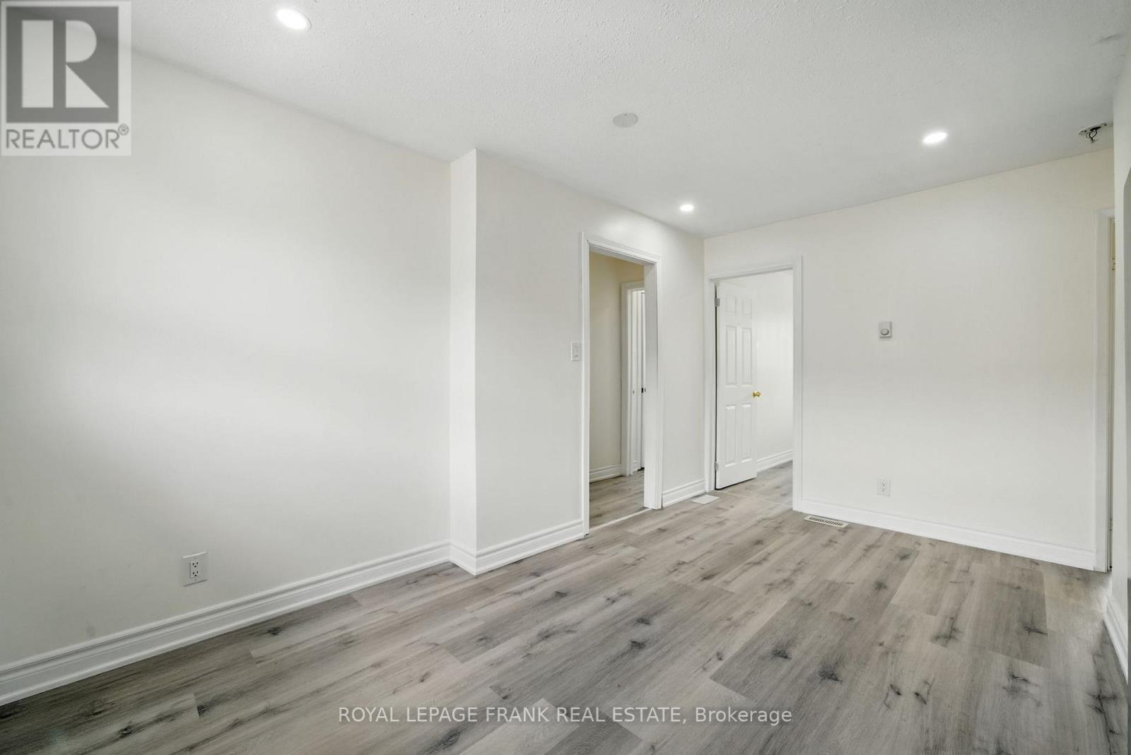 4 - 88 Mary Street W, Kawartha Lakes (Lindsay), Ontario  K9V 5G3 - Photo 24 - X12496418