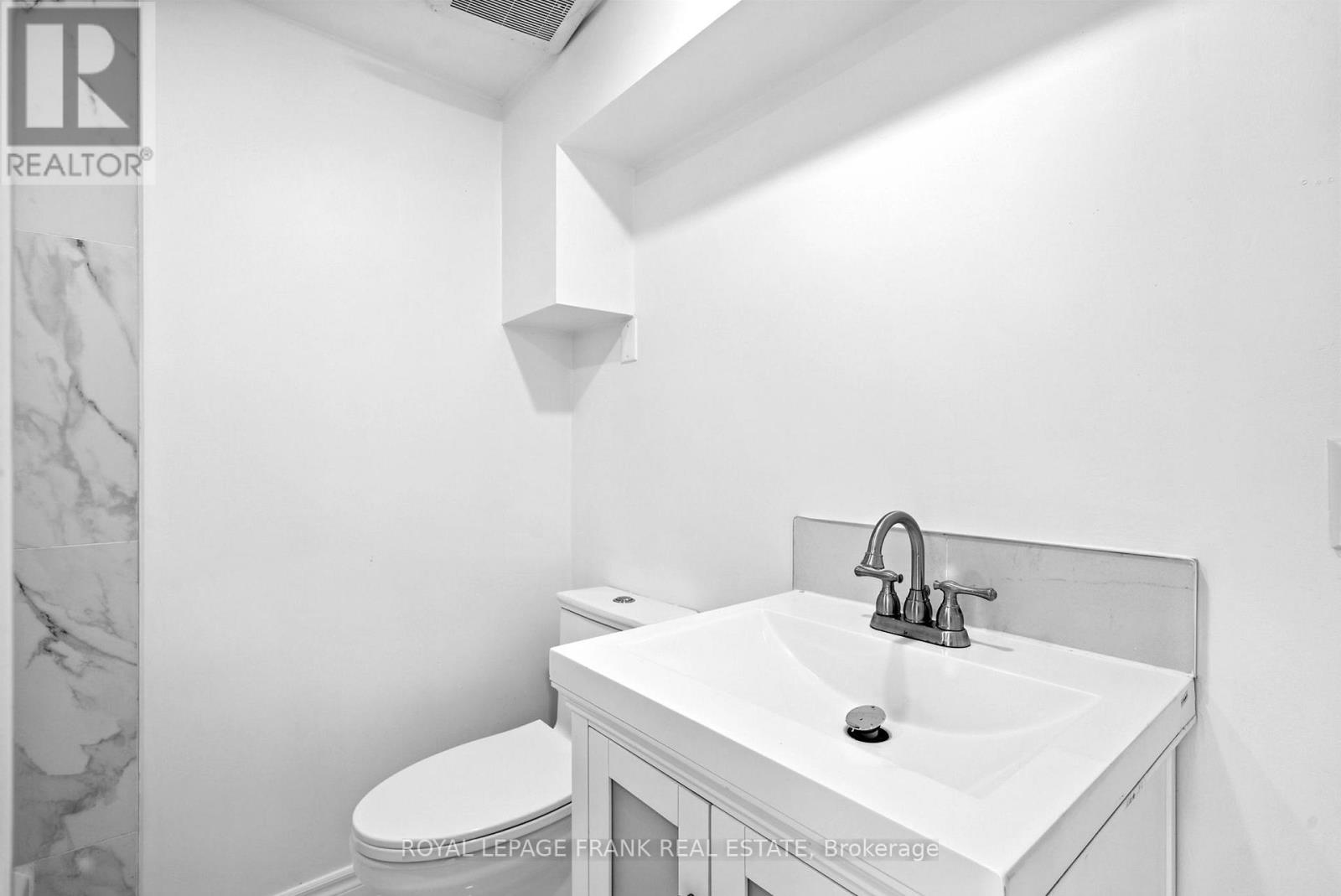 4 - 88 Mary Street W, Kawartha Lakes (Lindsay), Ontario  K9V 5G3 - Photo 28 - X12496418