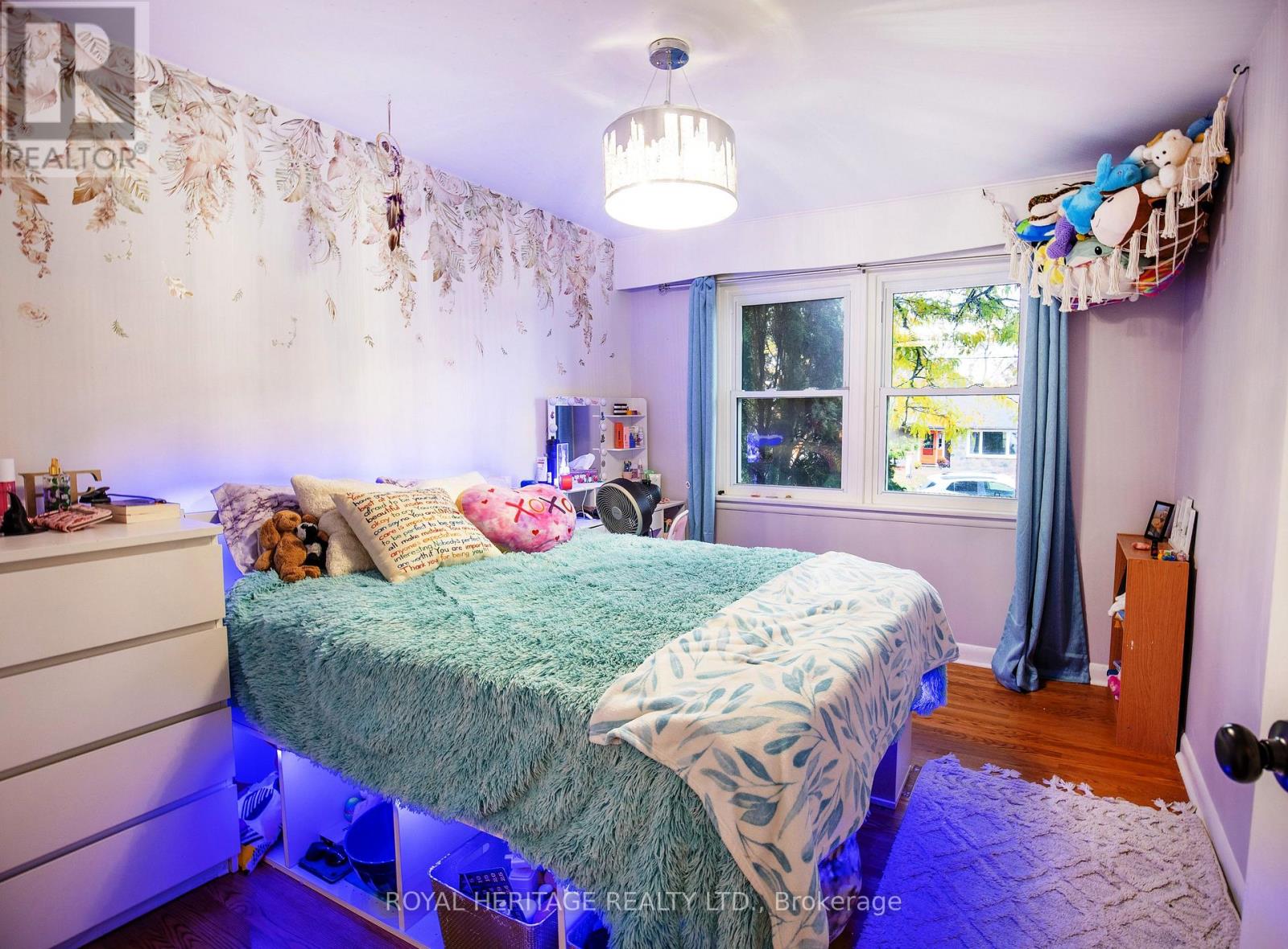 111 Adelaide Street N, Kawartha Lakes (Lindsay), Ontario  K9V 4L9 - Photo 11 - X12497212