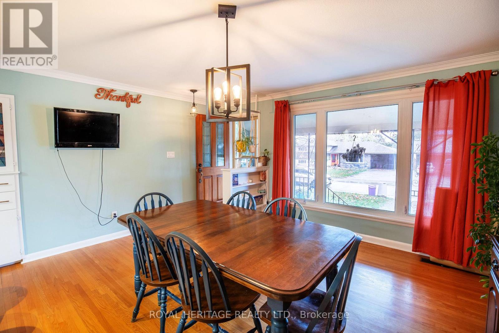 111 Adelaide Street N, Kawartha Lakes (Lindsay), Ontario  K9V 4L9 - Photo 15 - X12497212