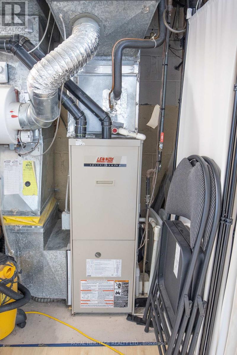 111 Adelaide Street N, Kawartha Lakes (Lindsay), Ontario  K9V 4L9 - Photo 33 - X12497212