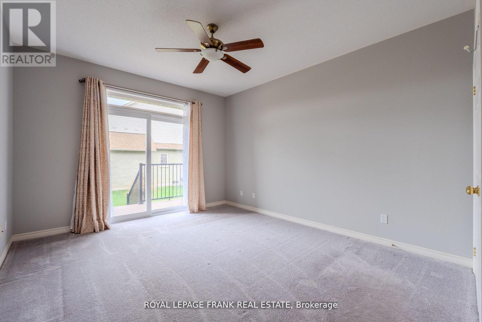 16 - 9 Eglington Street, Kawartha Lakes (Lindsay), Ontario  K9V 6K6 - Photo 11 - X12497442