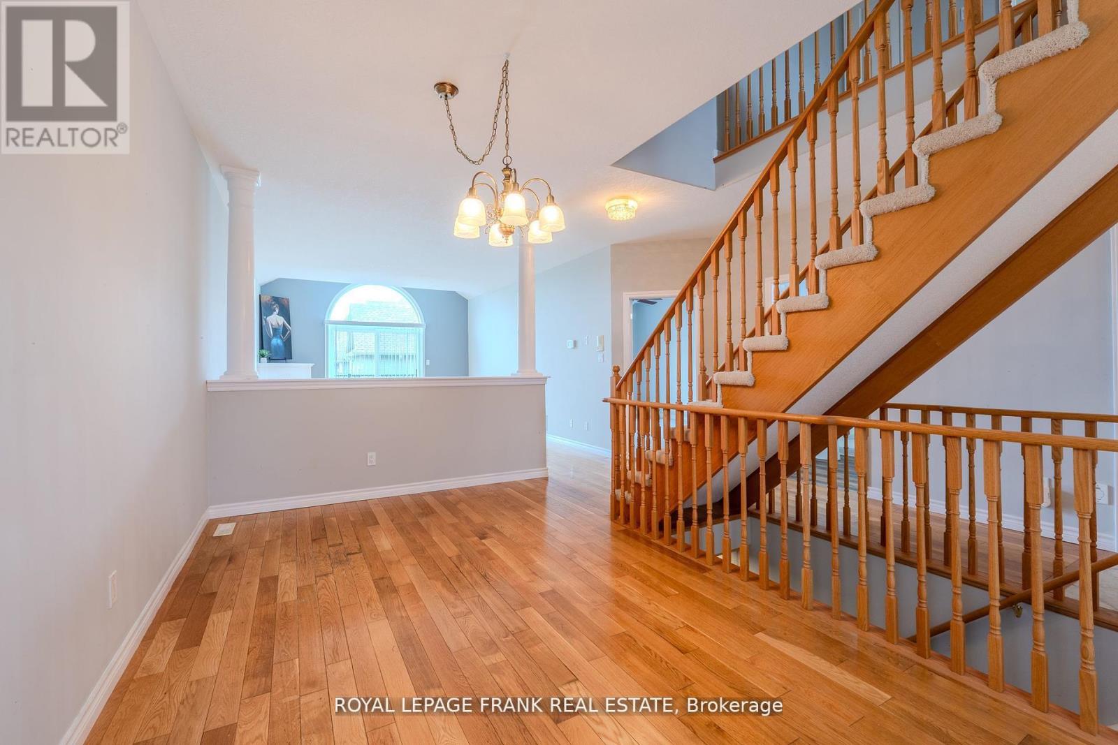 16 - 9 Eglington Street, Kawartha Lakes (Lindsay), Ontario  K9V 6K6 - Photo 8 - X12497442