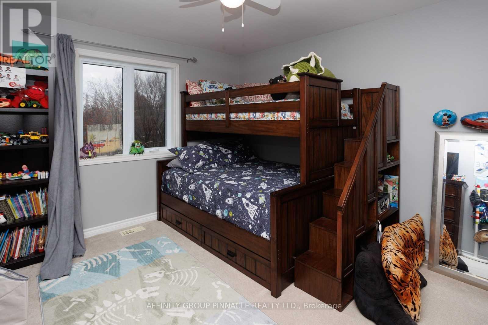 20 Ellis Crescent, Kawartha Lakes (Lindsay), Ontario  K9V 0A5 - Photo 20 - X12497748