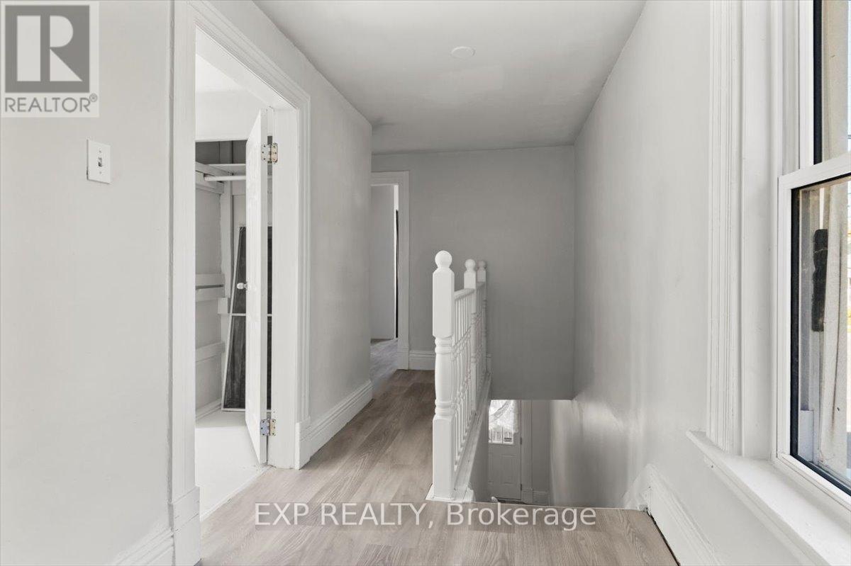 650 Armour Road, Peterborough East (Central), Ontario  K9H 1Z4 - Photo 32 - X12497778