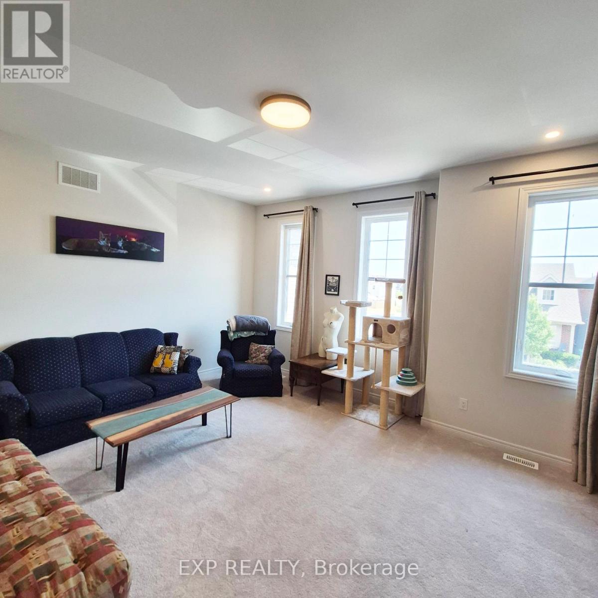 1056 Rippingale Trail, Peterborough (Northcrest Ward 5), Ontario  K9H 0J8 - Photo 3 - X12497888