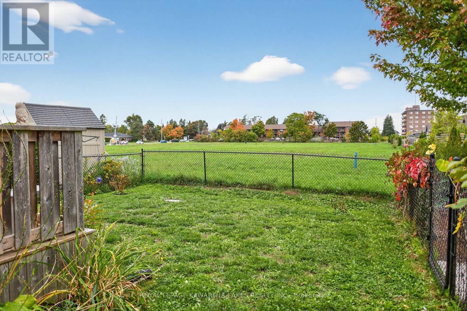 26 Chadwin Drive, Kawartha Lakes (Lindsay), Ontario  K9V 0E9 - Photo 31 - X12501528