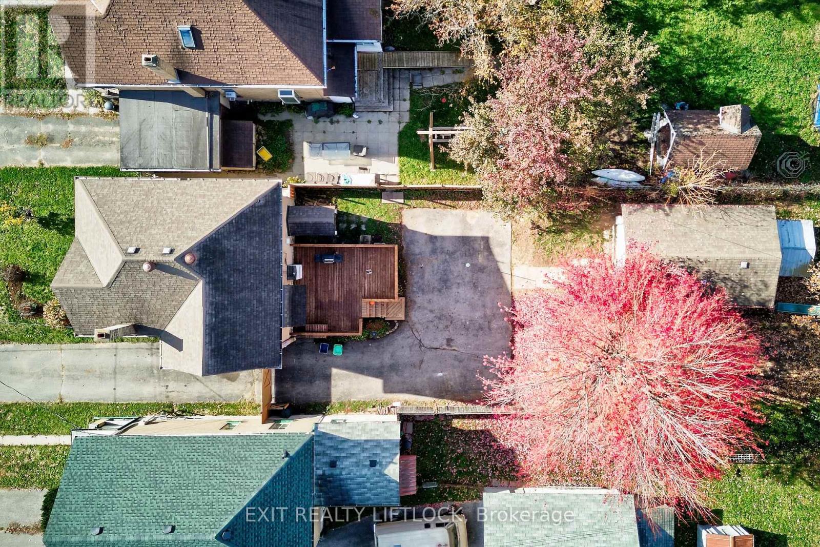 558 Chamberlain Street, Peterborough (Otonabee Ward 1), Ontario  K9J 4L5 - Photo 40 - X12501772