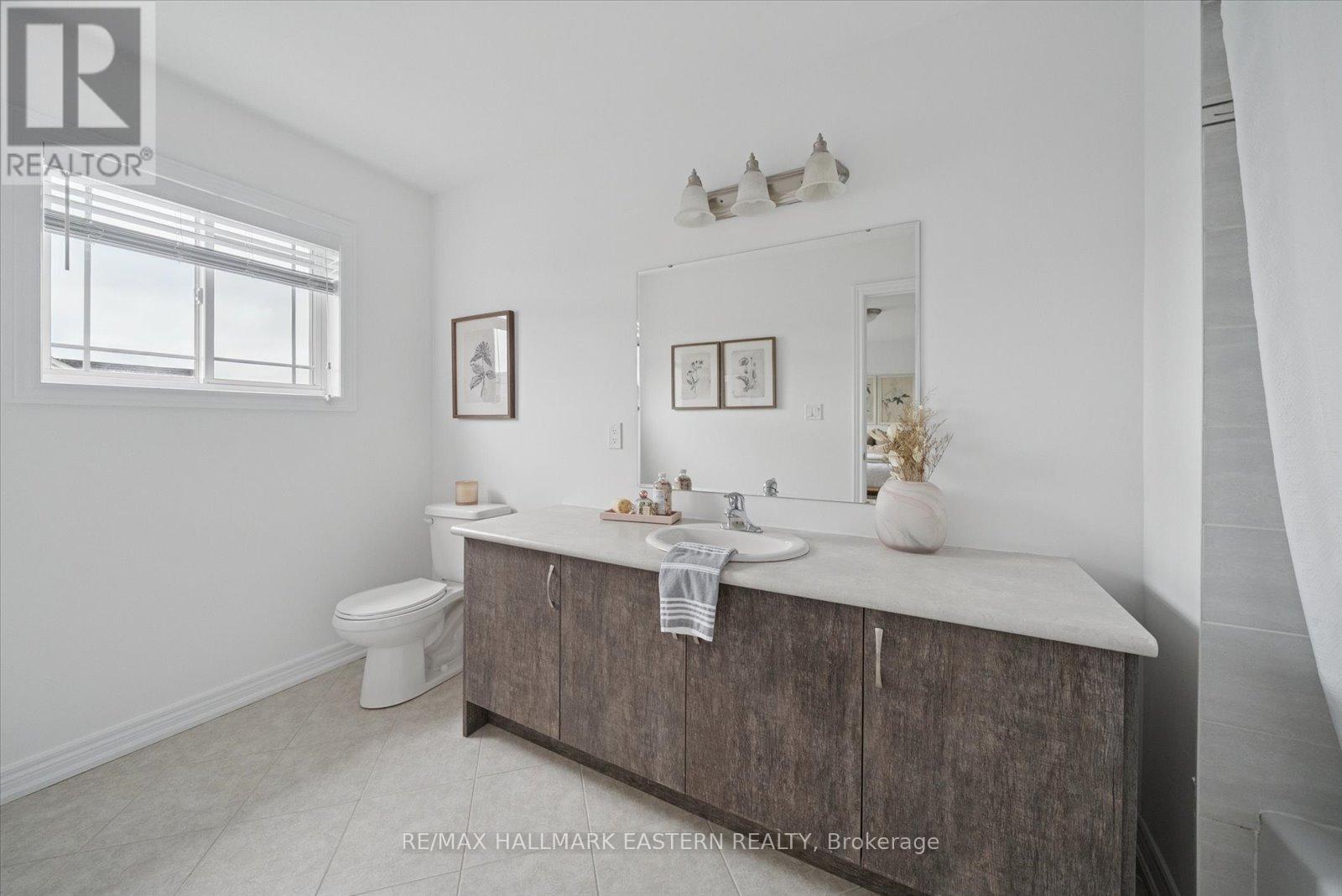 56 Flitton Avenue, Peterborough (Northcrest Ward 5), Ontario  K9H 0G5 - Photo 19 - X12502110