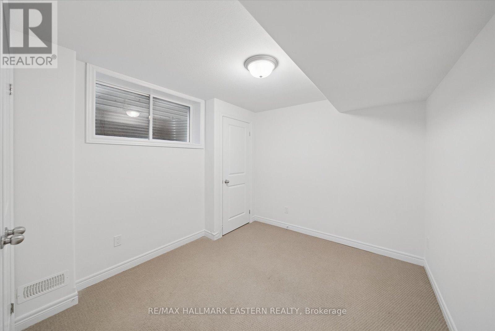 56 Flitton Avenue, Peterborough (Northcrest Ward 5), Ontario  K9H 0G5 - Photo 26 - X12502110