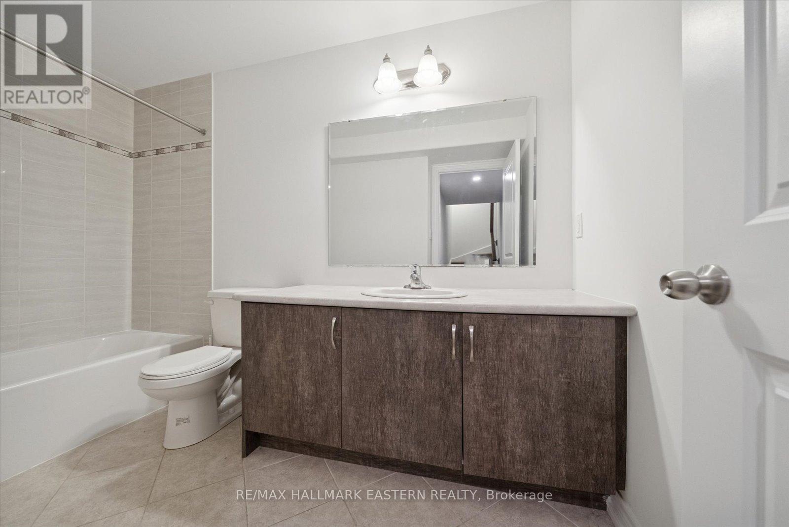 56 Flitton Avenue, Peterborough (Northcrest Ward 5), Ontario  K9H 0G5 - Photo 28 - X12502110