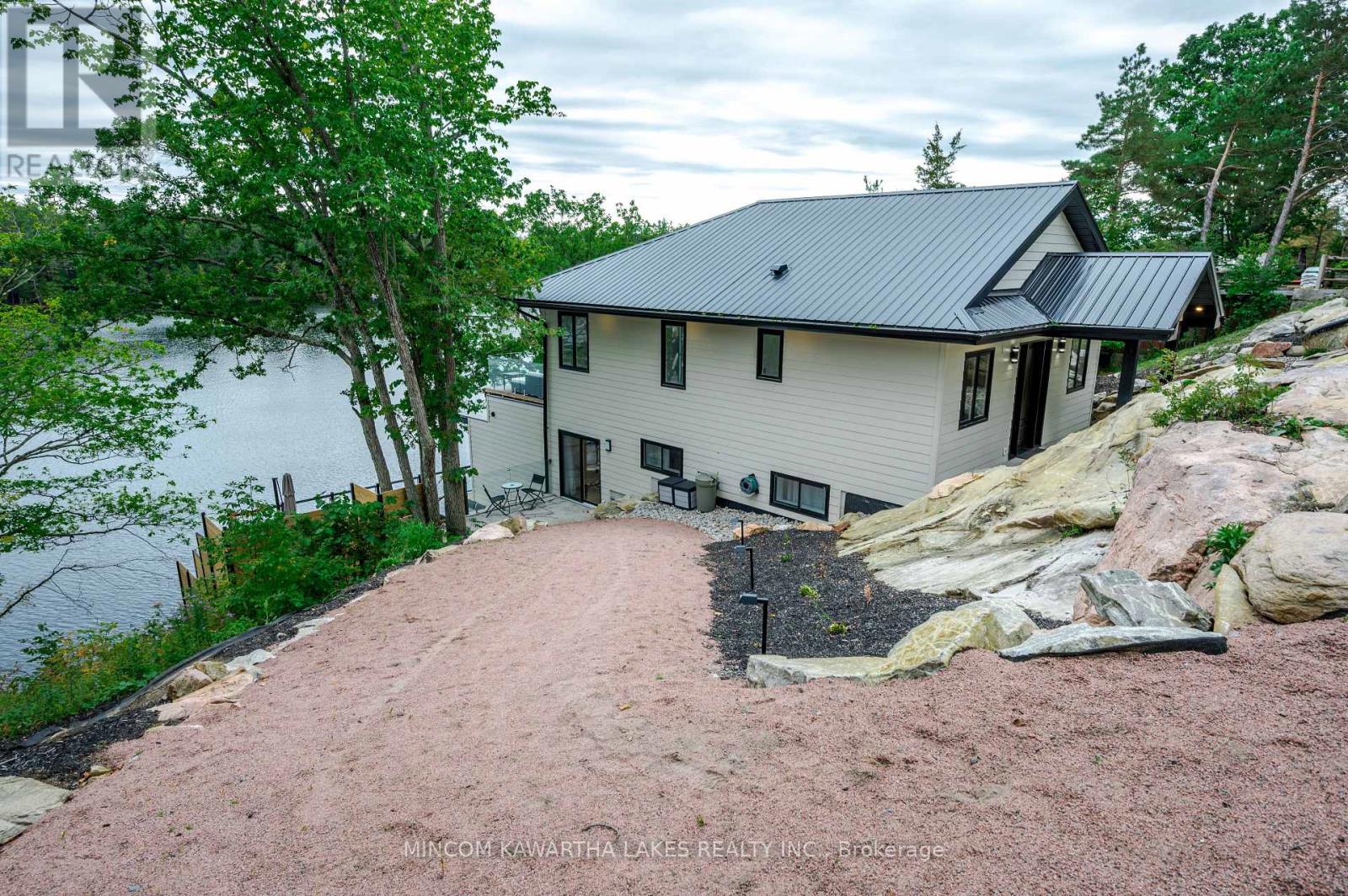 1416 Northey's Bay Road, North Kawartha, Ontario  K0L 3E0 - Photo 39 - X12502216