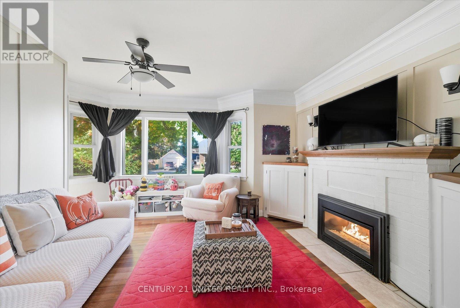 776 Bethune Street, Peterborough (Northcrest Ward 5), Ontario  K9H 4A6 - Photo 6 - X12502906