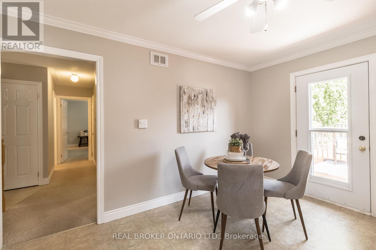 178 Mclaughlin Road, Kawartha Lakes (Lindsay), Ontario  K9V 6L8 - Photo 12 - X12503332