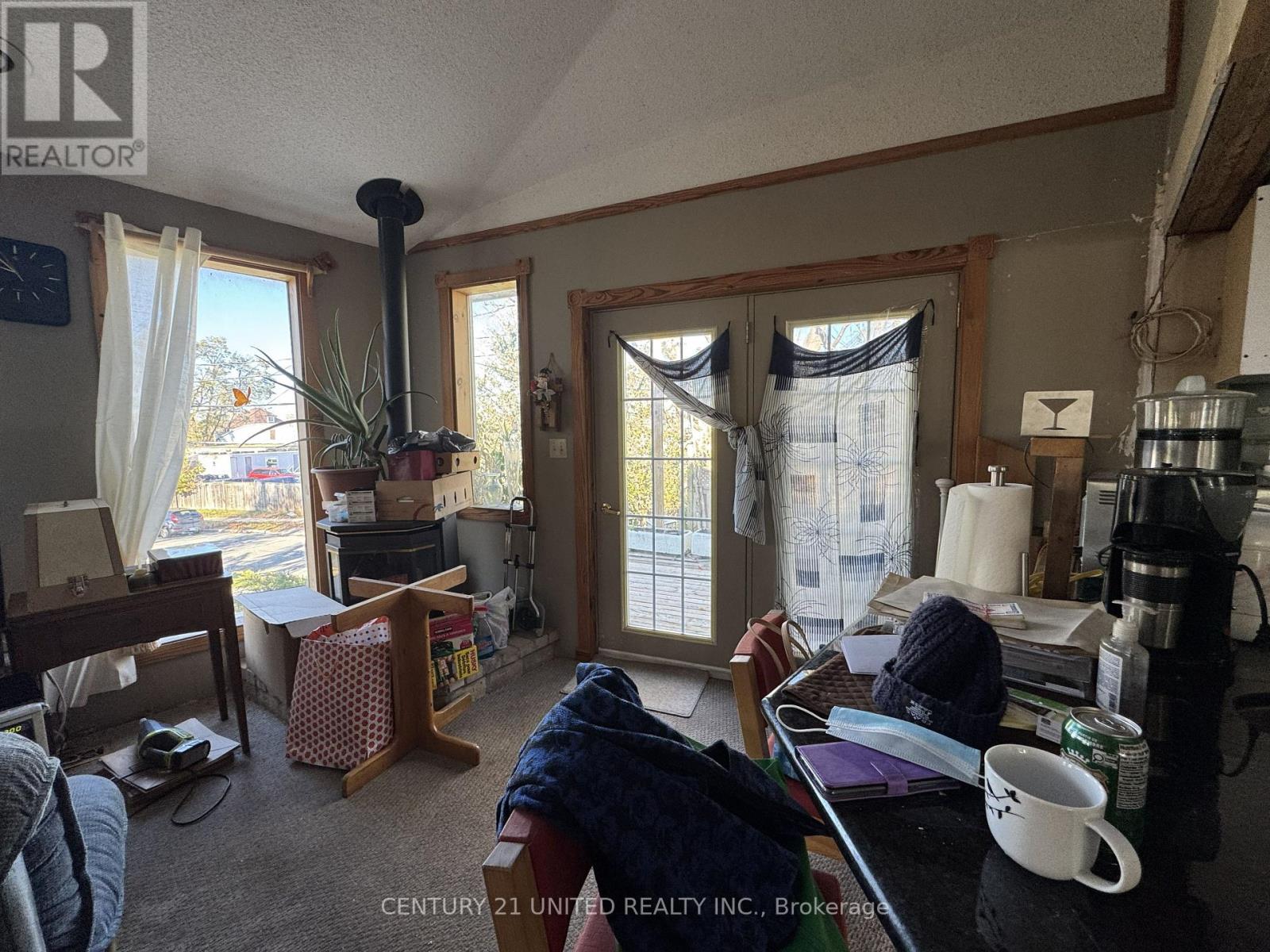 811 Morphet Avenue, Peterborough (Otonabee Ward 1), Ontario  K9J 2X7 - Photo 13 - X12503490