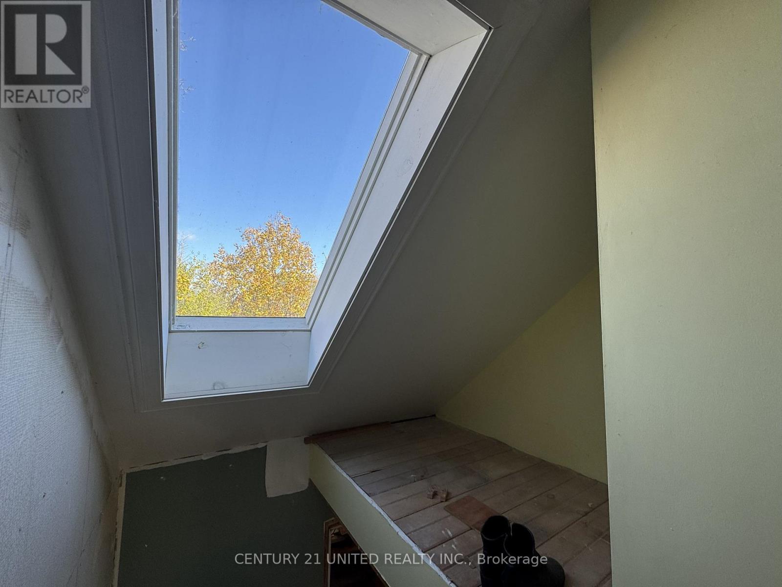 811 Morphet Avenue, Peterborough (Otonabee Ward 1), Ontario  K9J 2X7 - Photo 17 - X12503490