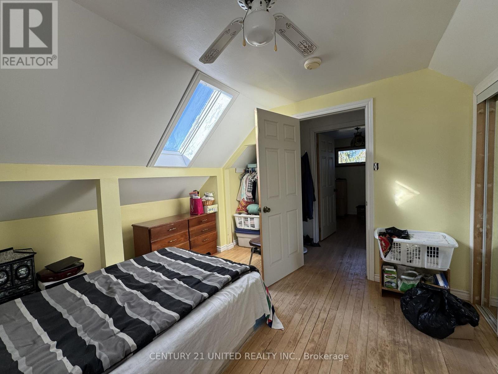 811 Morphet Avenue, Peterborough (Otonabee Ward 1), Ontario  K9J 2X7 - Photo 18 - X12503490