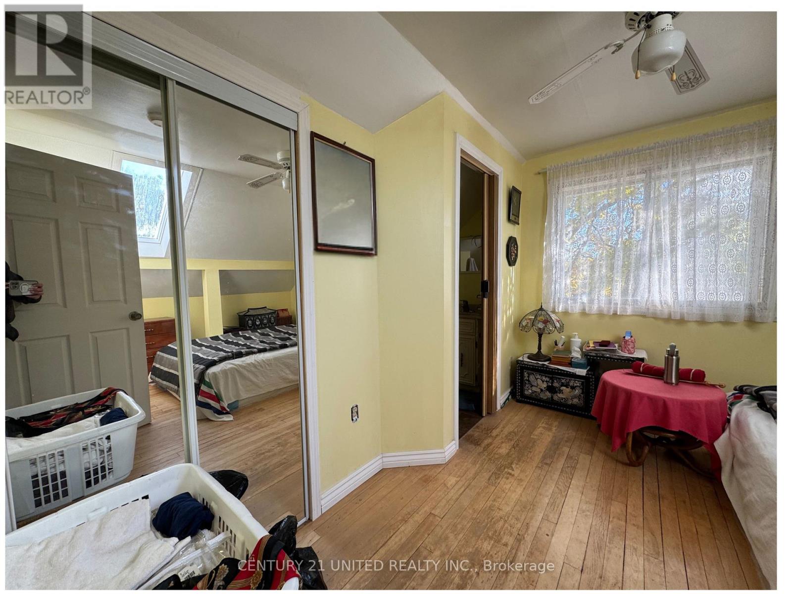 811 Morphet Avenue, Peterborough (Otonabee Ward 1), Ontario  K9J 2X7 - Photo 19 - X12503490