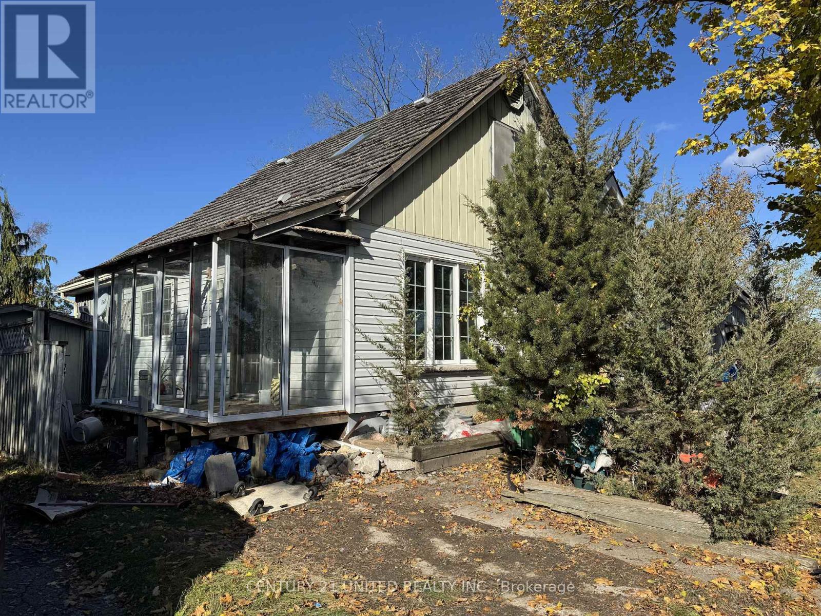 811 Morphet Avenue, Peterborough (Otonabee Ward 1), Ontario  K9J 2X7 - Photo 6 - X12503490