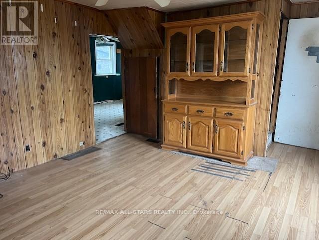 1415 County 4 Road, Douro-Dummer, Ontario  K0L 3A0 - Photo 7 - X12503760