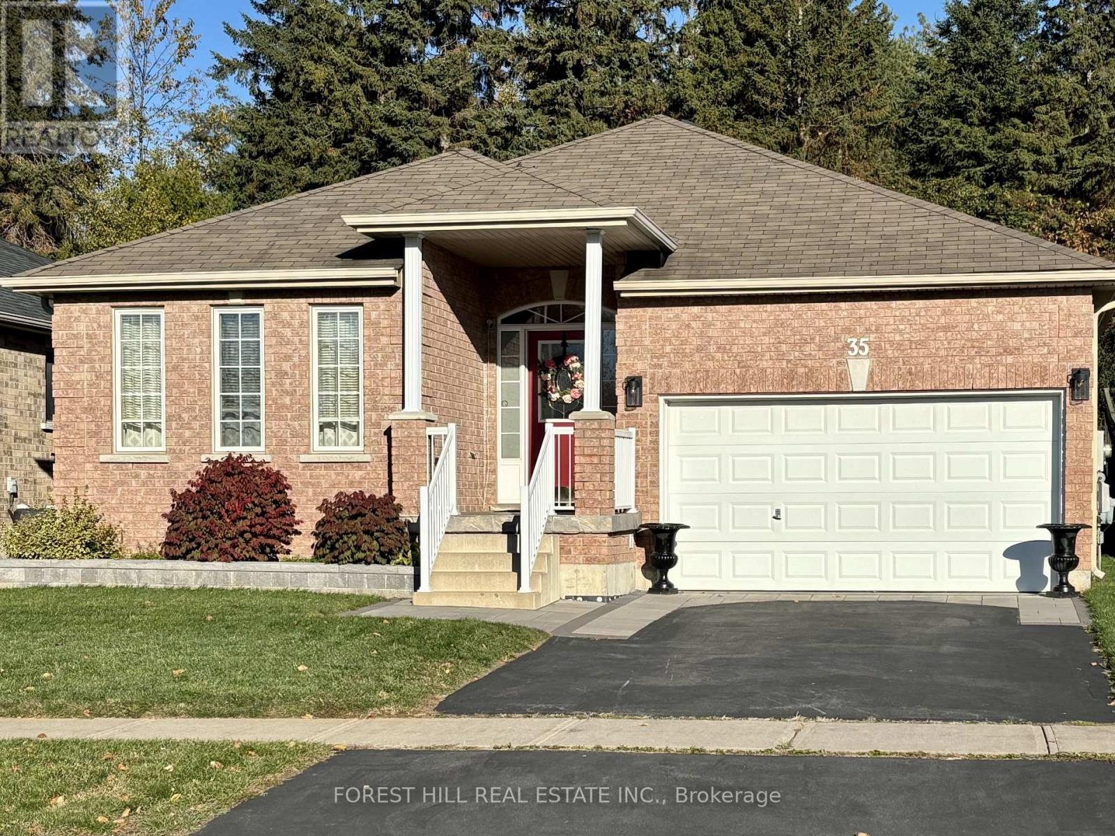 35 SWEETNAM DRIVE, kawartha lakes (lindsay), Ontario