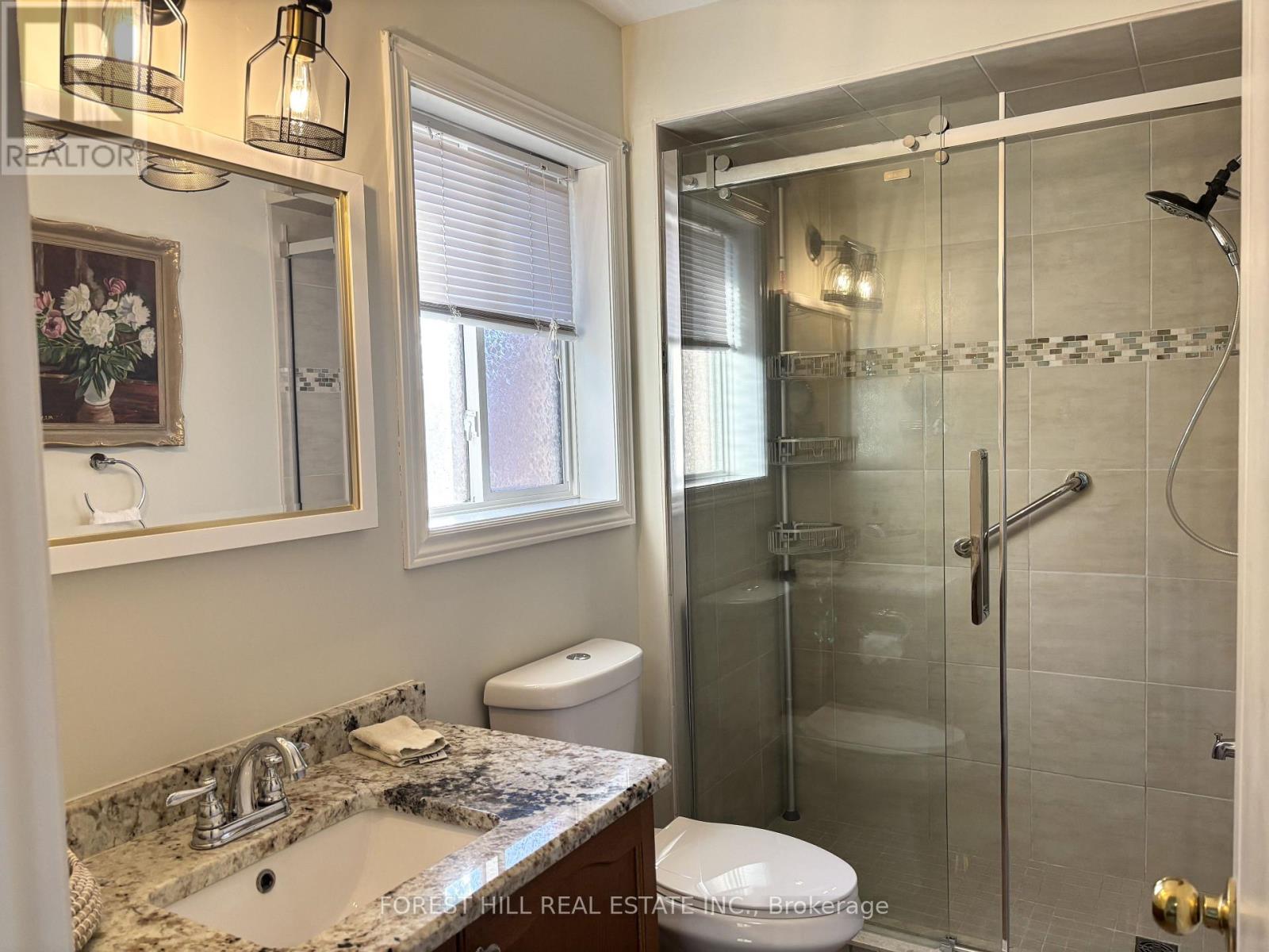 35 Sweetnam Drive, Kawartha Lakes (Lindsay), Ontario  K9V 0A7 - Photo 12 - X12503712