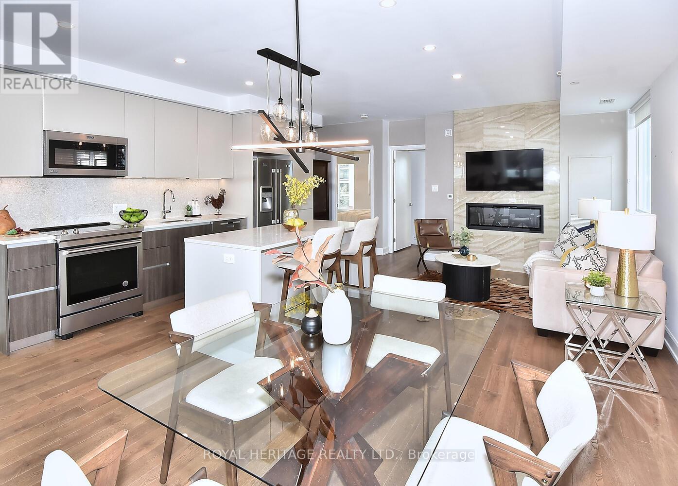 195 HUNTER STREET E, peterborough (ashburnham ward 4), Ontario